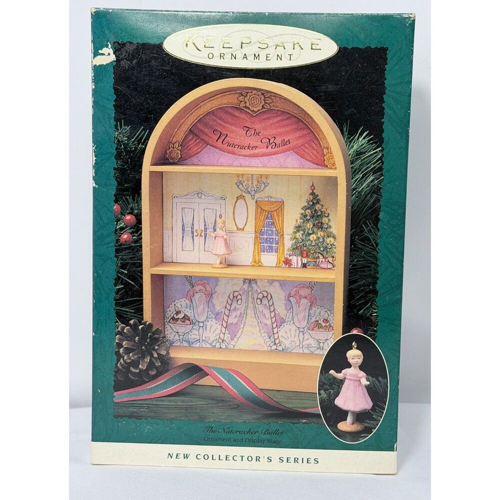 1996 Hallmark Keepsake Ornament The Nutcracker Ballet Display Stage & Clara